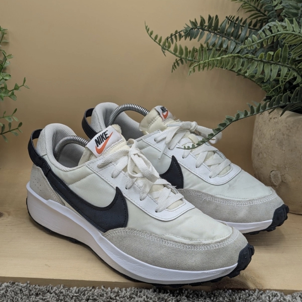 Nike Waffle Debut Off White Running Walking Mens Size 9.5 Casual Shoes